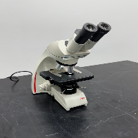 Leica DM 750/4K Microscope image 0